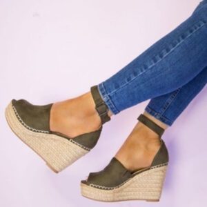 Straw hemp rope fisherman sandals