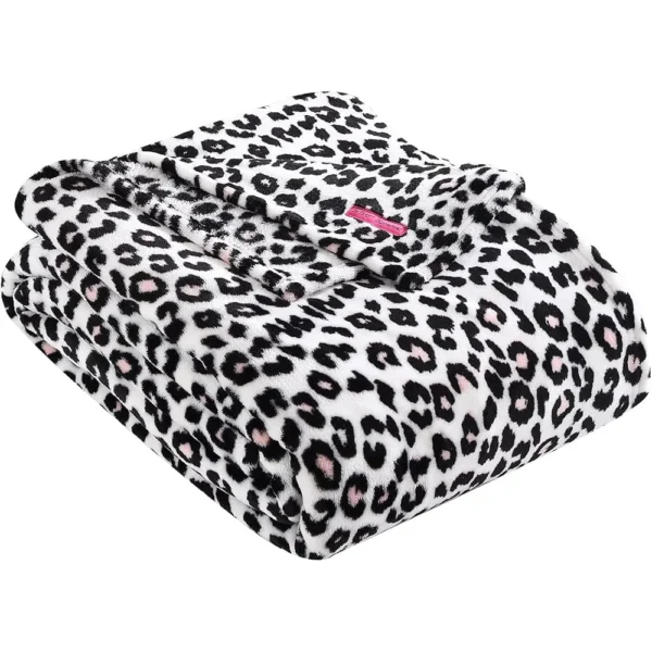 Ultra Soft Cozy Leopard Fleece Blanket Lightweight Oversized Plush Bedding Perfect Couch Bed Winter Decor - Image 2
